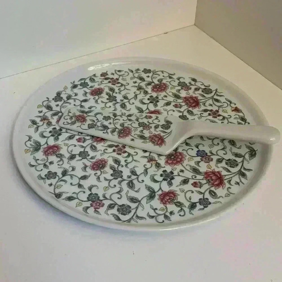 Lovely vintage made in Japan ceramic  floral cake plate and server - Picture 1 of 5